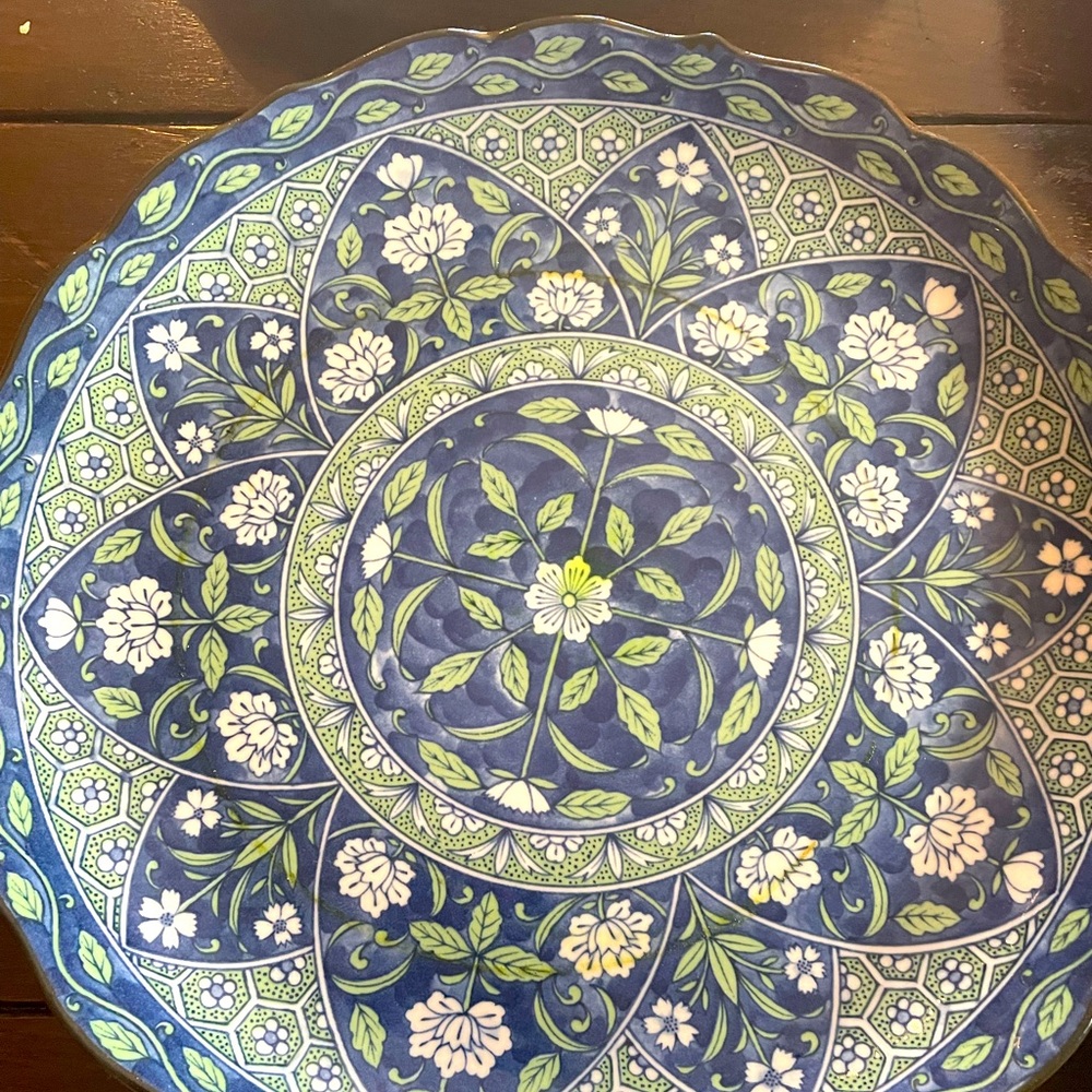 Set if 5 Japanese porcelain dinner plates